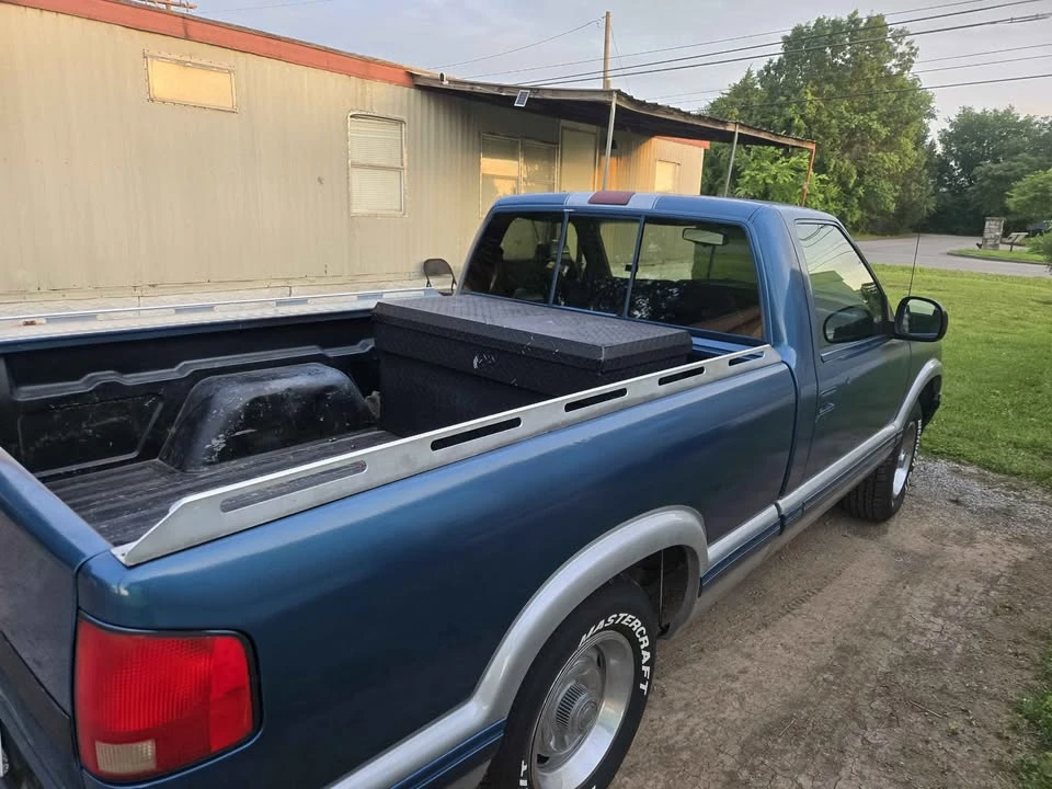 1994 Chevrolet S-10 - Image 4 of 5