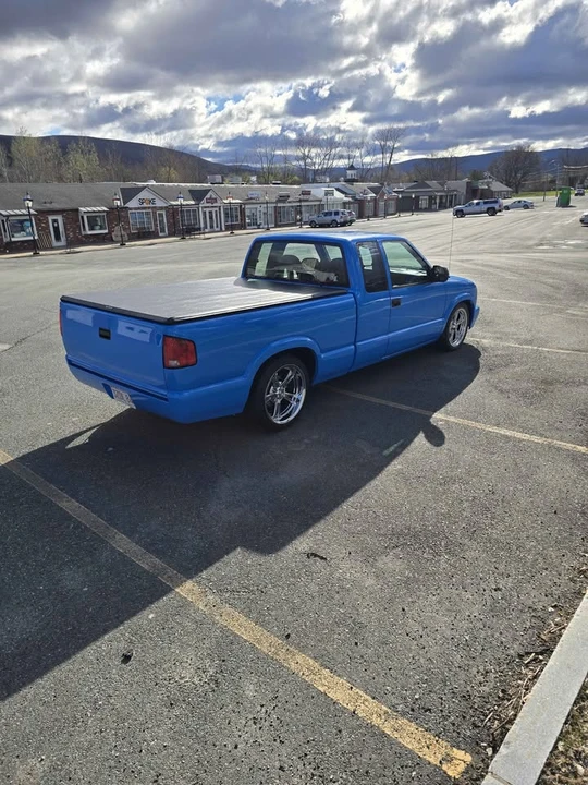 1994 Chevrolet S-10 - Image 3 of 12