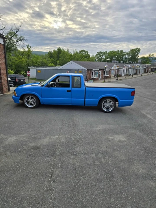 1994 Chevrolet S-10 - Image 4 of 12