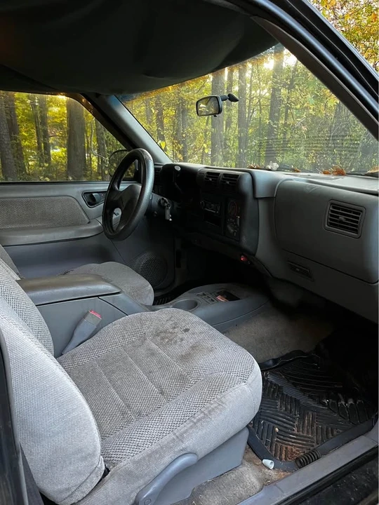 1994 Chevrolet S-10 - Image 5 of 5
