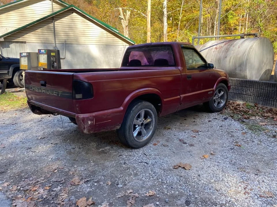1994 Chevrolet S-10 - Image 9 of 10