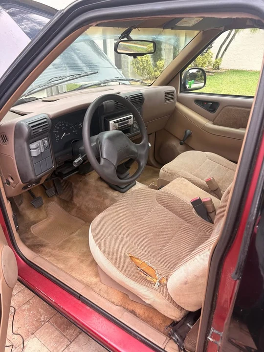 1994 Chevrolet S-10 - Image 4 of 9