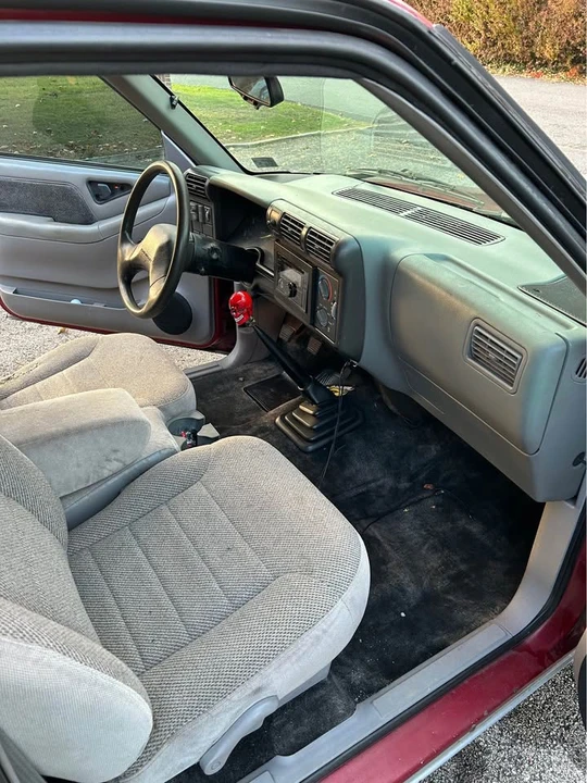 1994 Chevrolet S-10 - Image 8 of 10