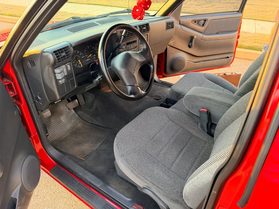 1994 Chevrolet S-10 - Image 12 of 17