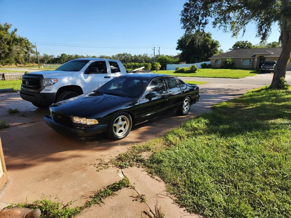 1994 Chevrolet Impala 7th Gen - Image 6 of 10