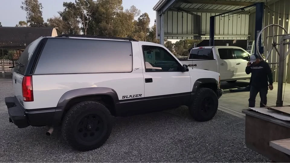1994 Chevrolet K5 Blazer 3rd Gen - Image 5 of 9