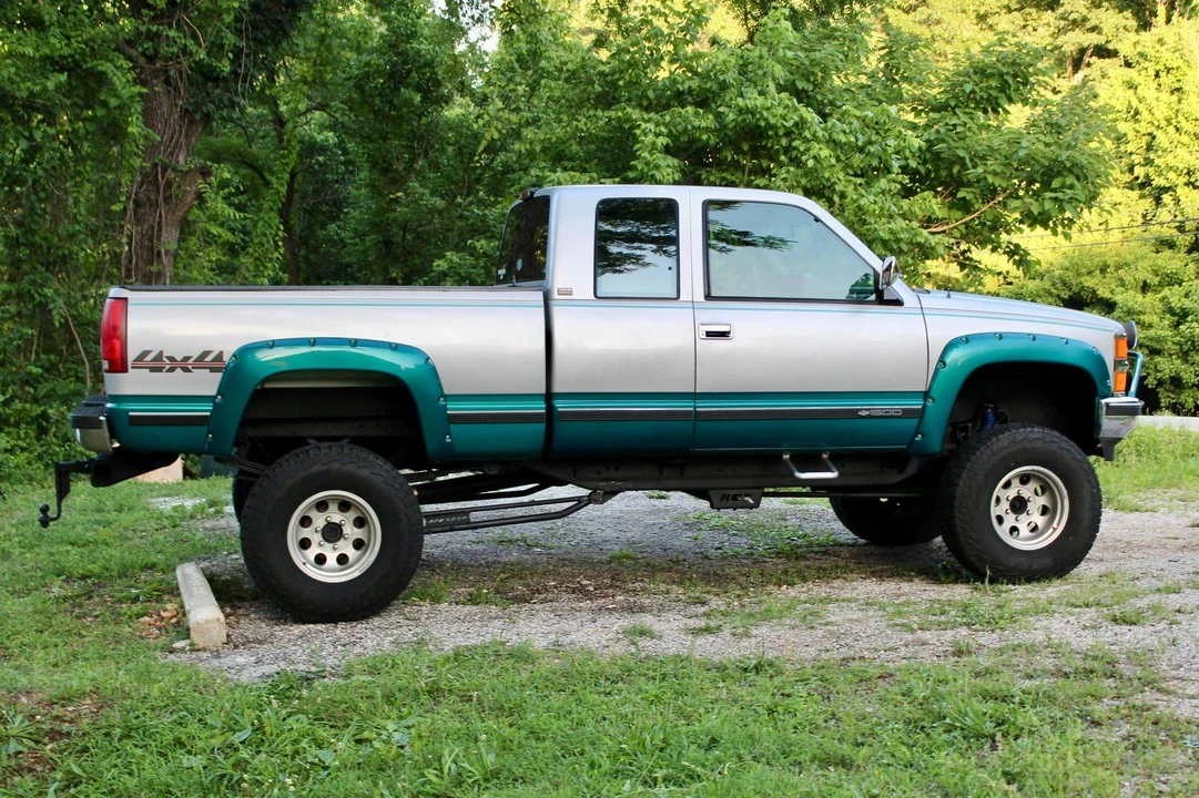 1994 Chevrolet C/K 4th Gen - Image 3 of 25