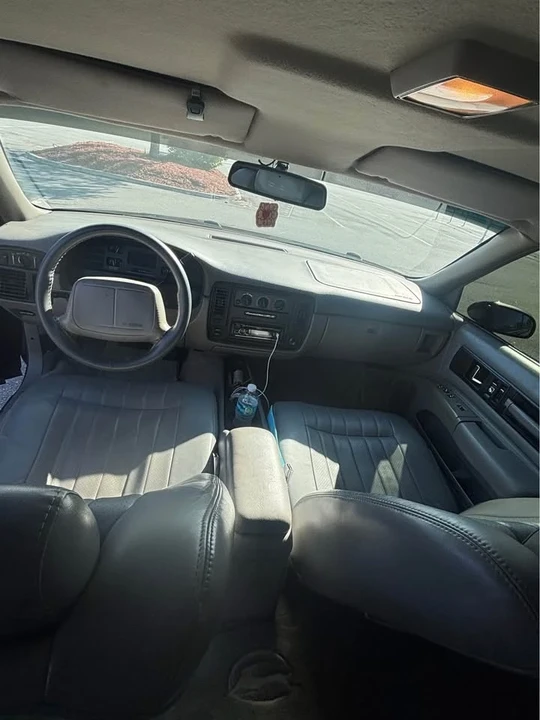 1994 Chevrolet Impala 7th Gen - Image 5 of 5