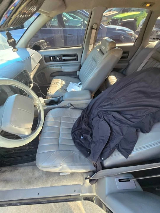 1994 Chevrolet Impala 7th Gen - Image 5 of 7