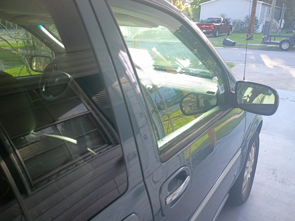 1994 Chrysler LeBaron - Image 2 of 13