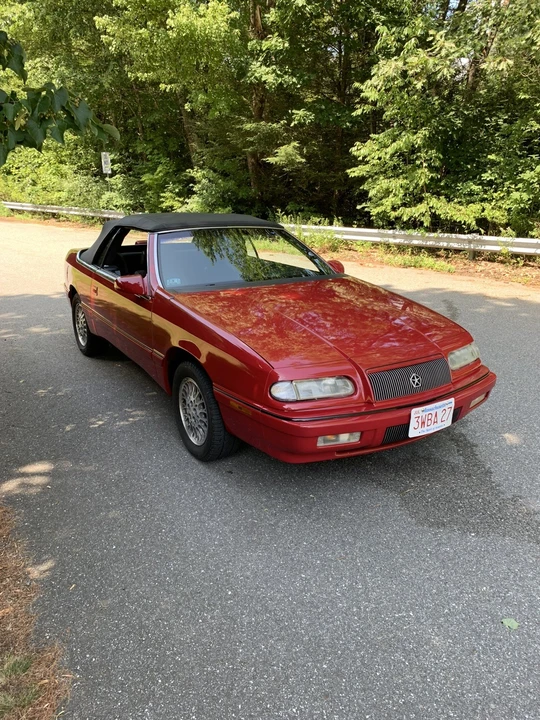 1994 Chrysler LeBaron - Image 18 of 31