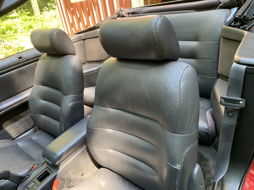 1994 Chrysler LeBaron - Image 22 of 31