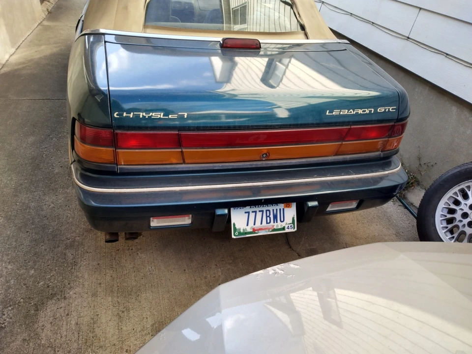 1994 Chrysler LeBaron - Image 23 of 26