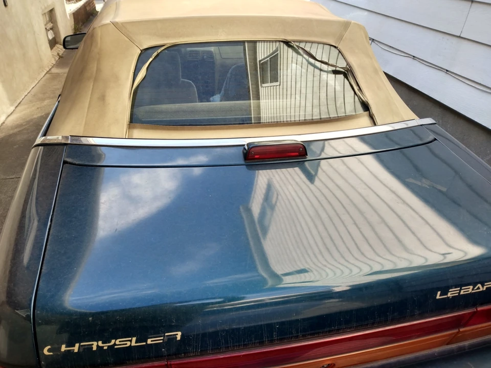 1994 Chrysler LeBaron - Image 22 of 26