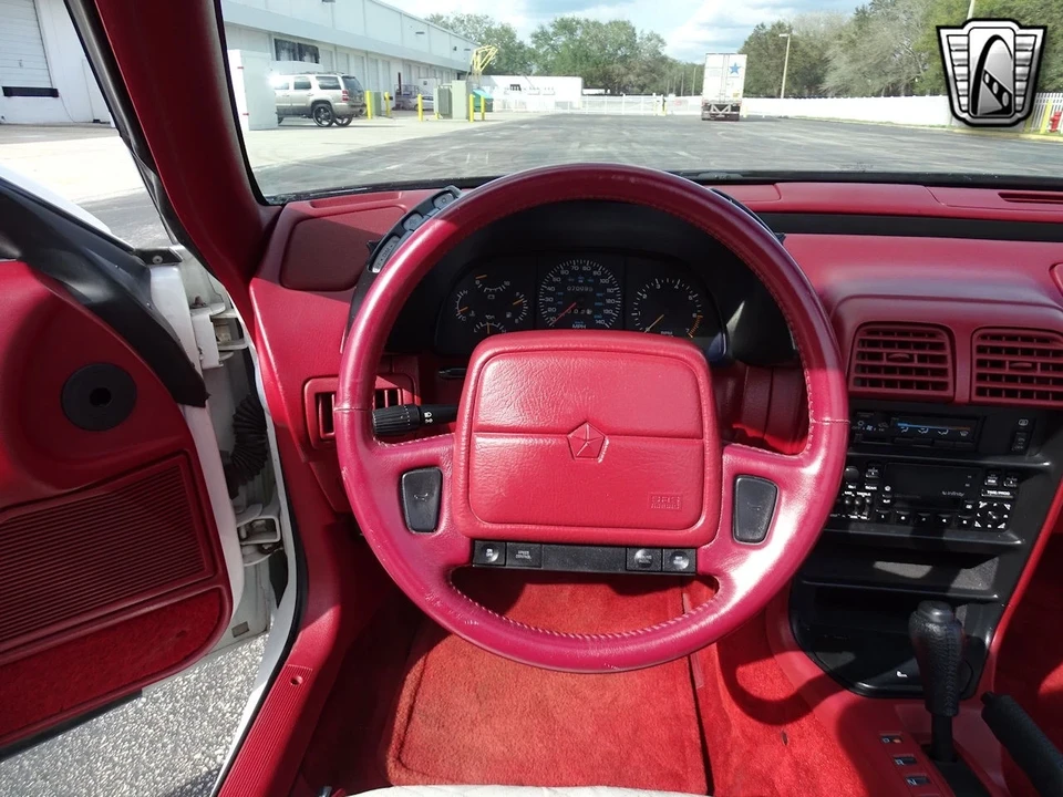 1994 Chrysler LeBaron - Image 18 of 21
