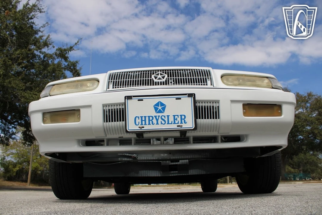 1994 Chrysler LeBaron - Image 14 of 21