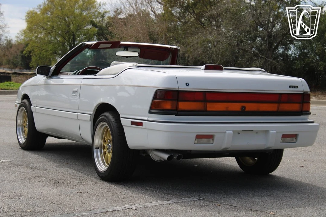 1994 Chrysler LeBaron - Image 7 of 21
