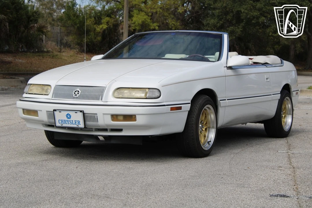 1994 Chrysler LeBaron - Image 4 of 21