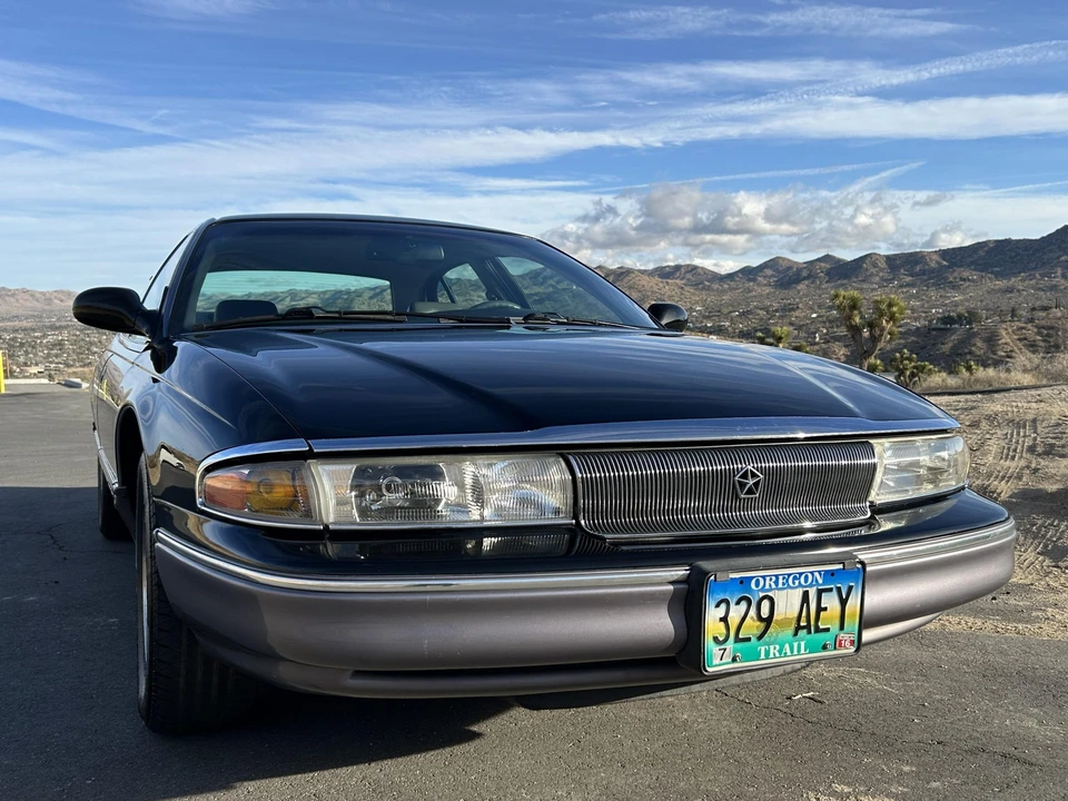 1994 Chrysler New Yorker - Image 13 of 31