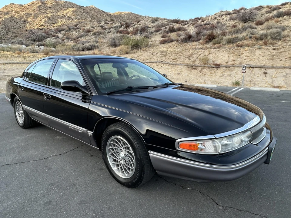 1994 Chrysler New Yorker - Image 5 of 31