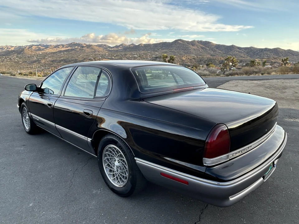 1994 Chrysler New Yorker - Image 27 of 31