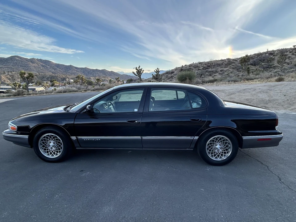 1994 Chrysler New Yorker - Image 19 of 31