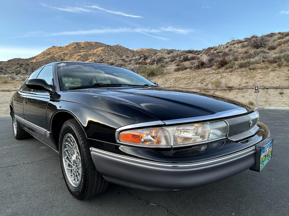 1994 Chrysler New Yorker - Image 7 of 31