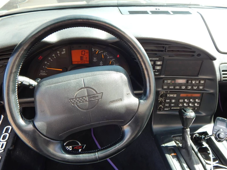 1994 Chevrolet Corvette C4 - Image 6 of 17
