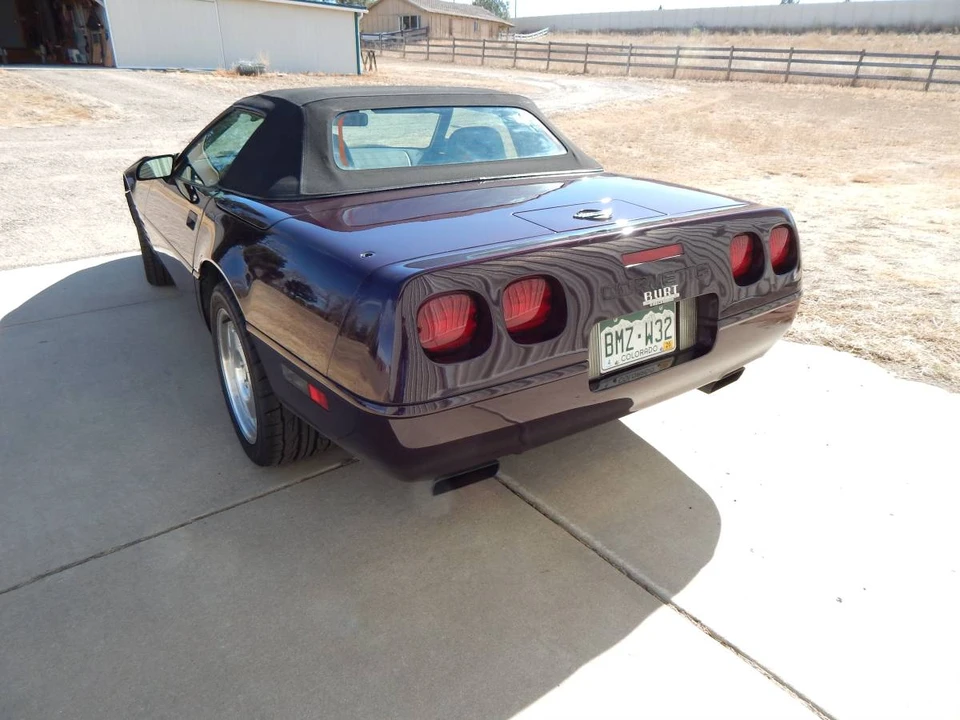 1994 Chevrolet Corvette C4 - Image 16 of 17