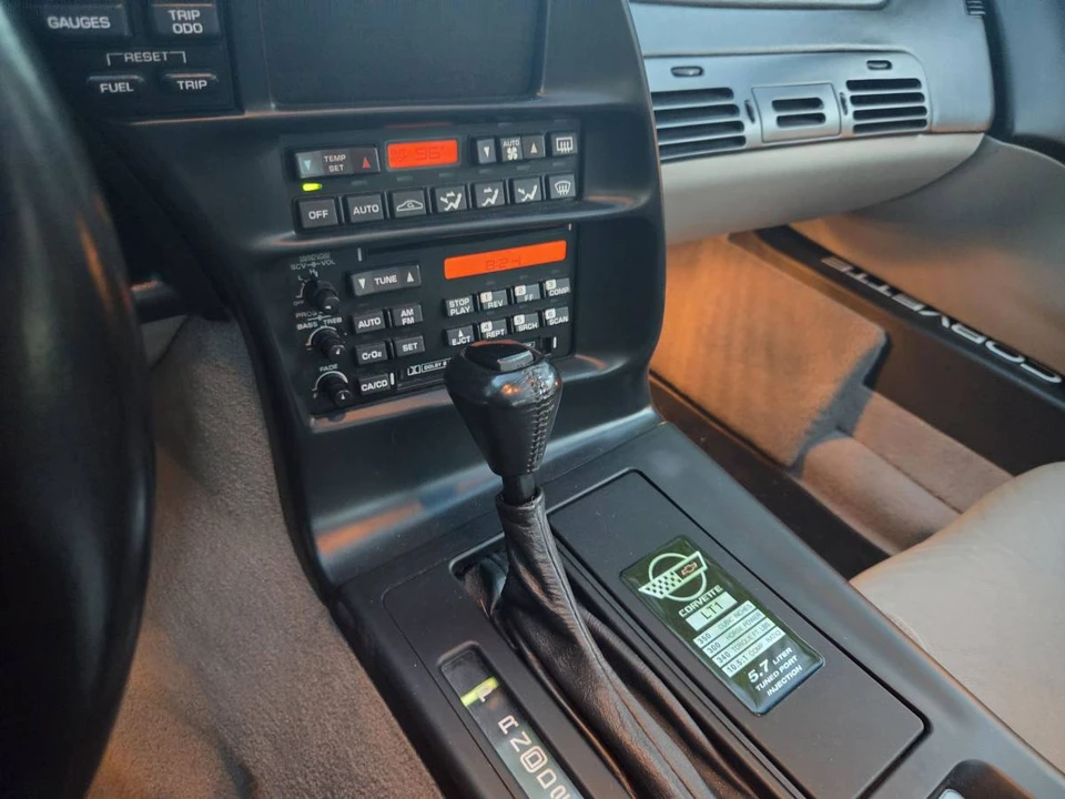 1994 Chevrolet Corvette C4 - Image 5 of 7