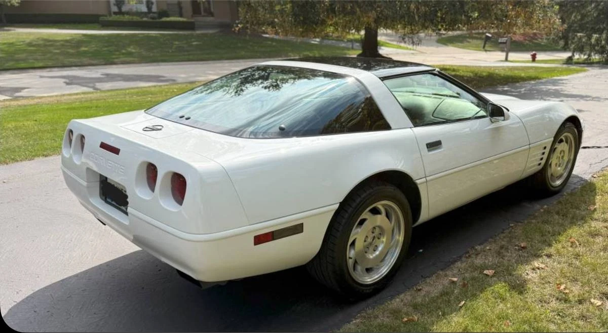 1994 Chevrolet Corvette C4 - Image 2 of 3