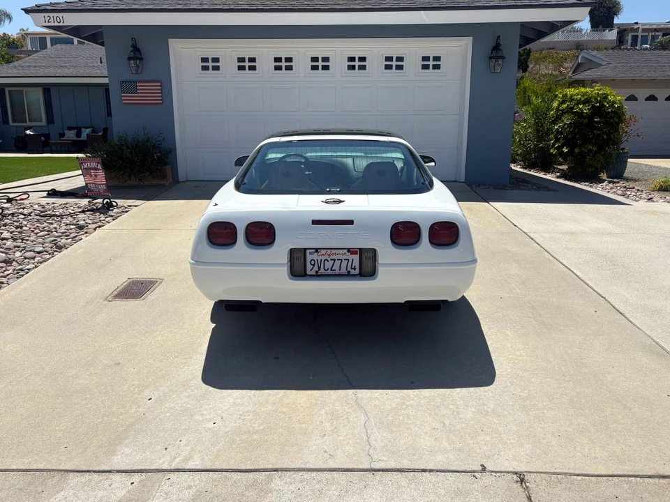 1994 Chevrolet Corvette C4 - Image 6 of 9
