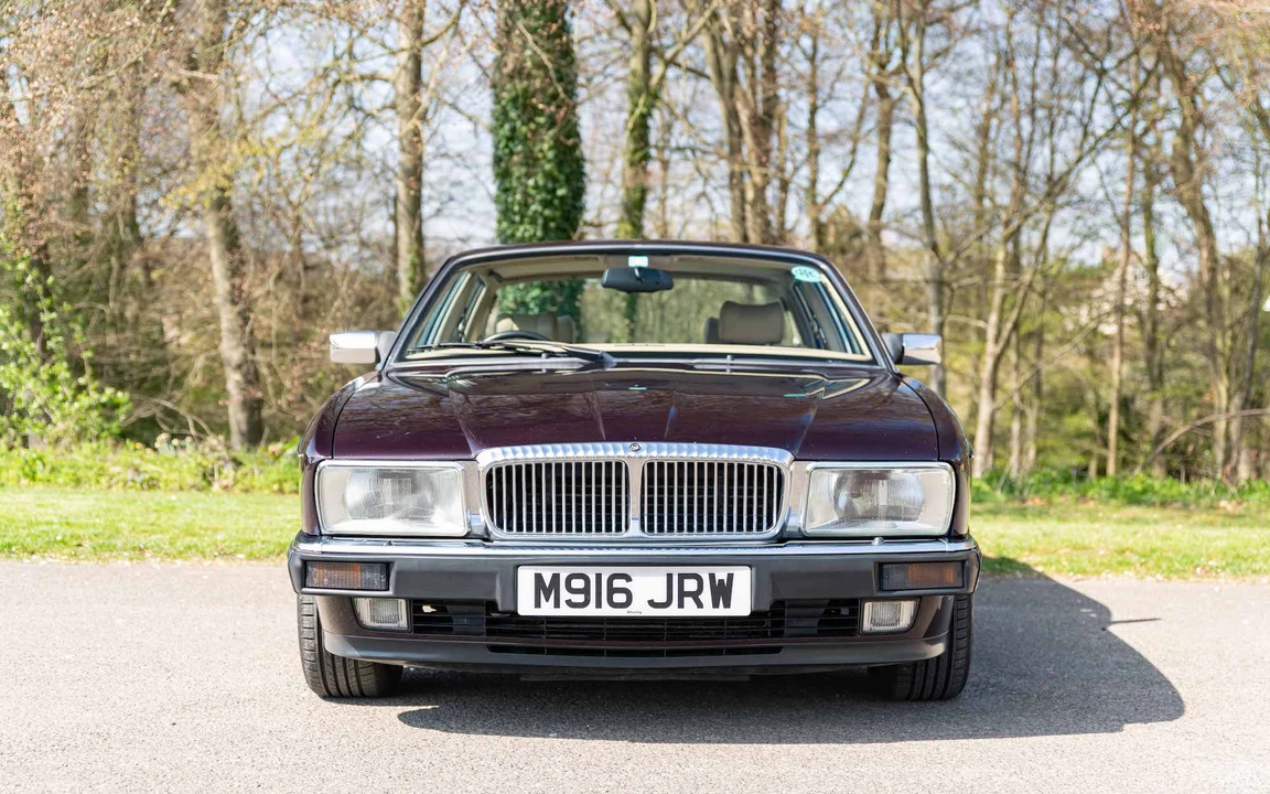 1994 Daimler - Image 11 of 31