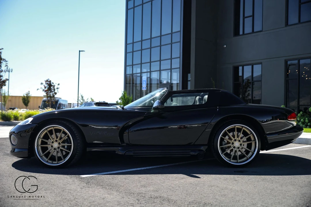 1994 Dodge Viper 1st Gen - Image 13 of 31