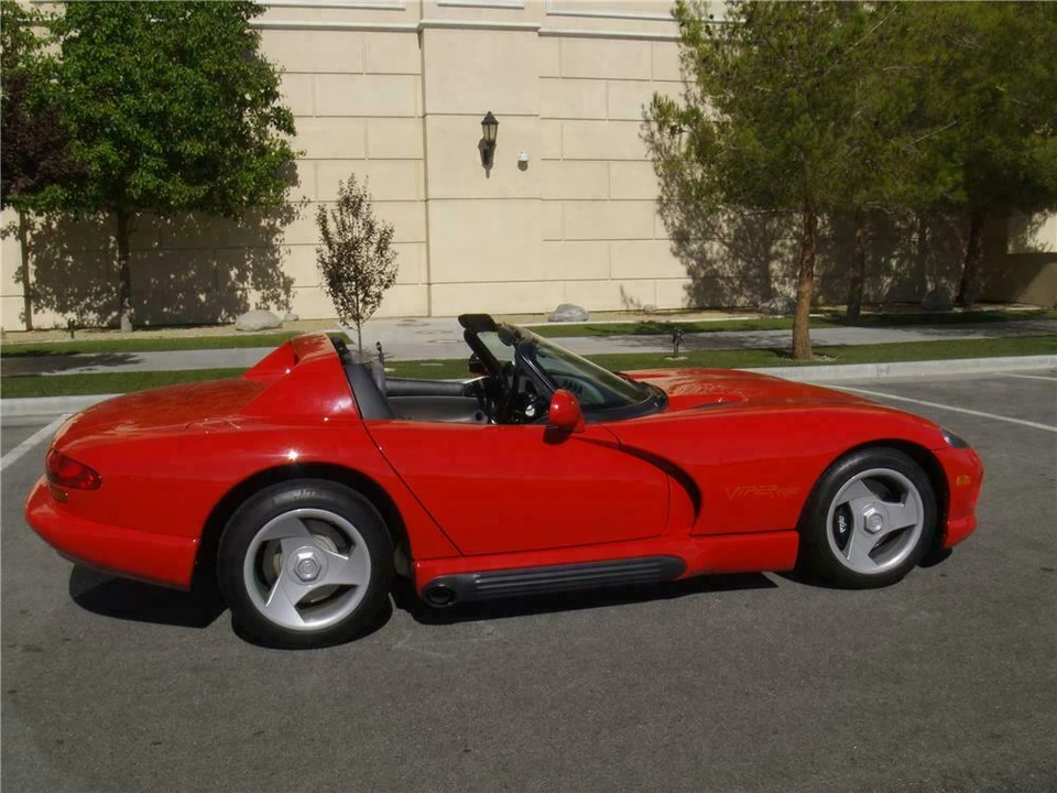 1994 Dodge Viper 1st Gen - Image 5 of 5