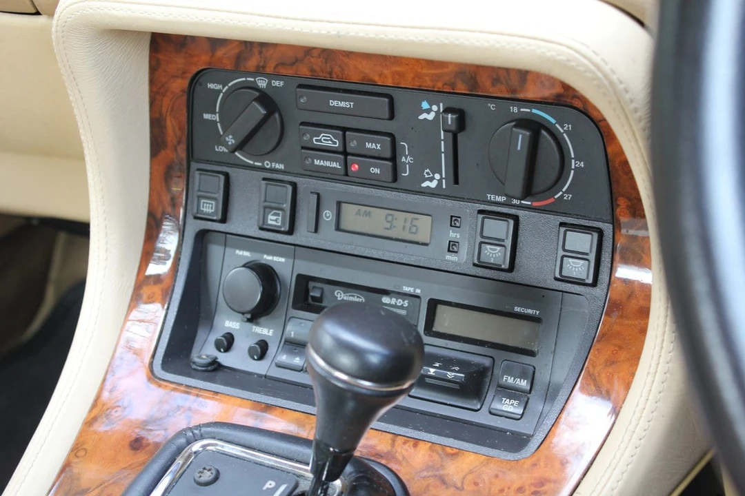 1994 Daimler - Image 27 of 30