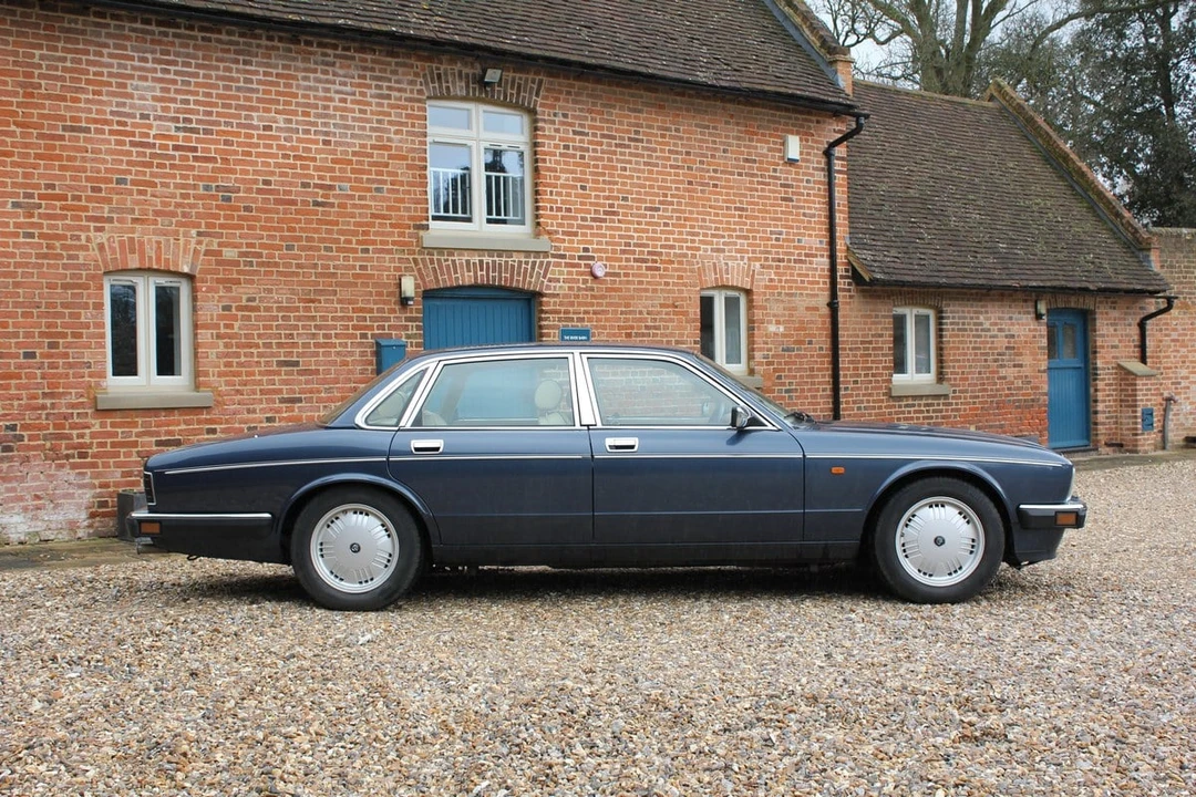 1994 Daimler - Image 17 of 30