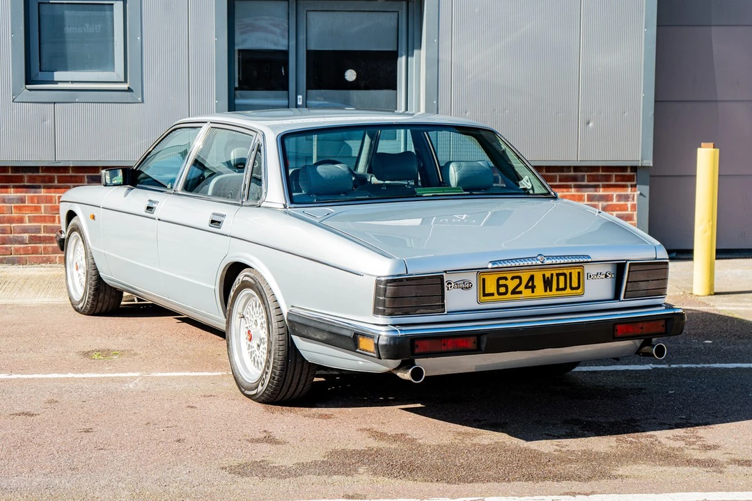 1994 Daimler - Image 2 of 30