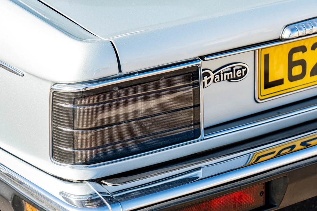 1994 Daimler - Image 7 of 30