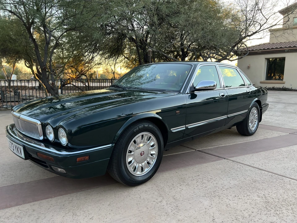 1994 Jaguar X300 XJ - Image 2 of 31
