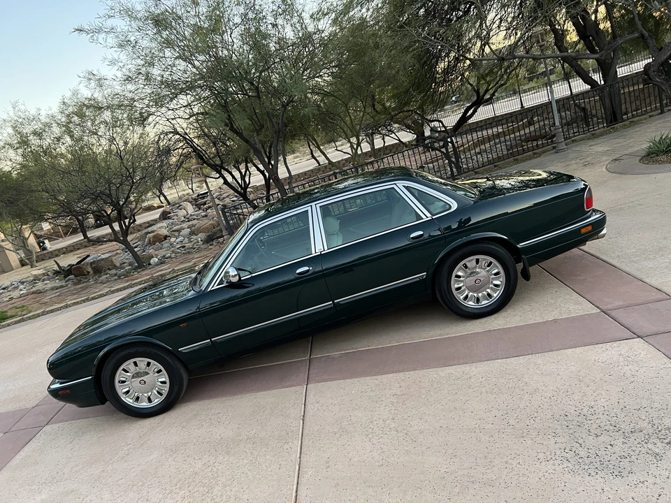 1994 Jaguar X300 XJ - Image 6 of 31