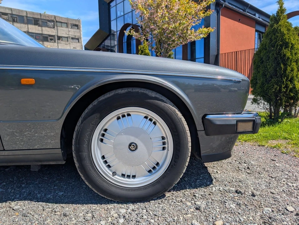 1994 Daimler - Image 13 of 31
