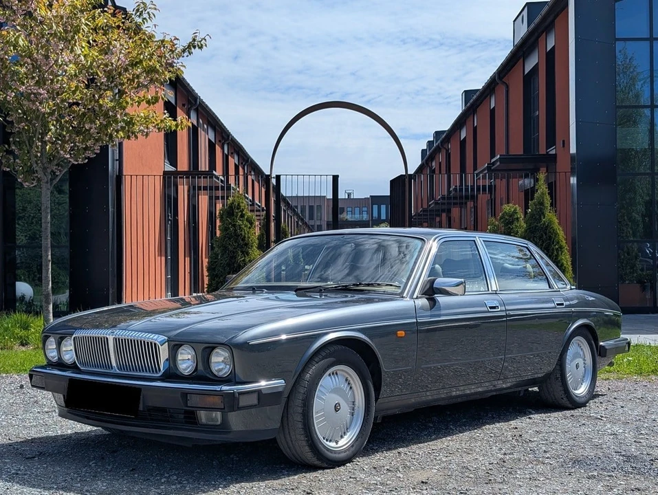 1994 Daimler - Image 6 of 31