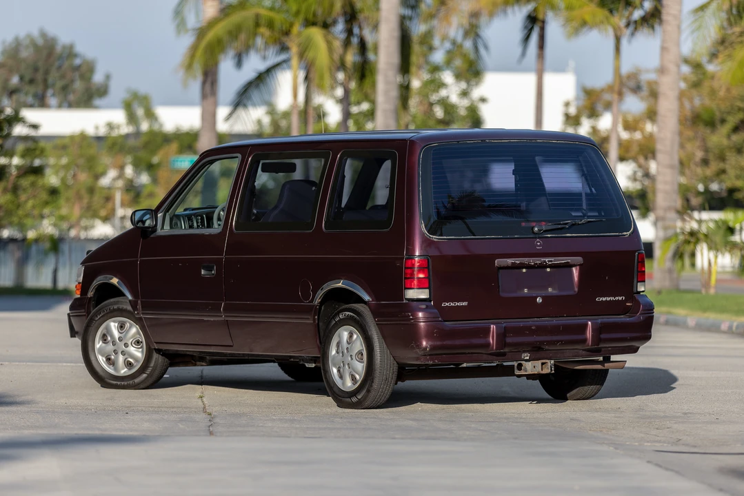 1994 Dodge Caravan - Image 14 of 31