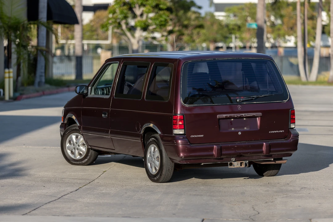1994 Dodge Caravan - Image 15 of 31
