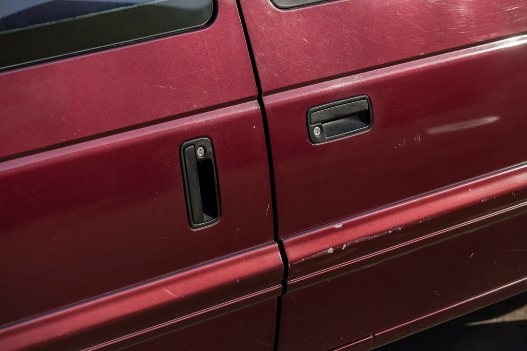 1994 Dodge Caravan - Image 30 of 31
