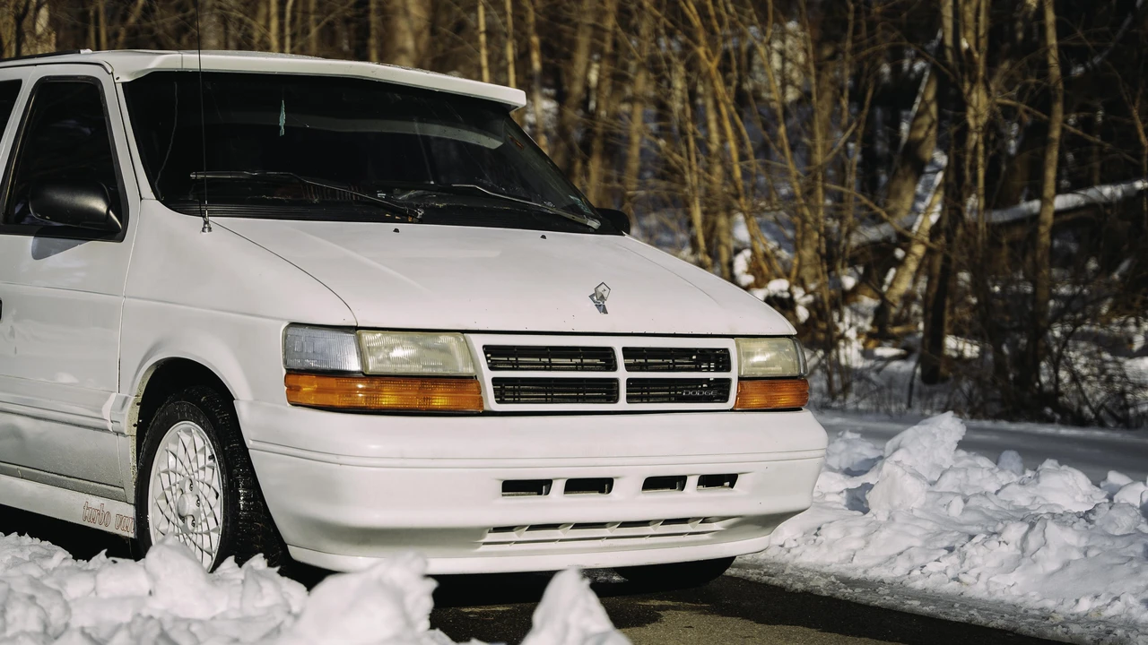 1994 Dodge Caravan - Image 25 of 31