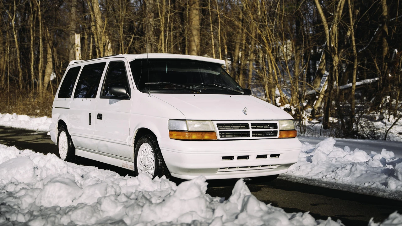 1994 Dodge Caravan - Image 17 of 31