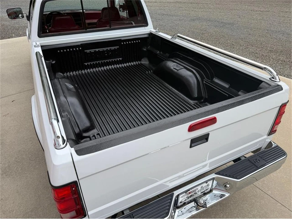 1994 Dodge Dakota 1st Gen - Image 6 of 31