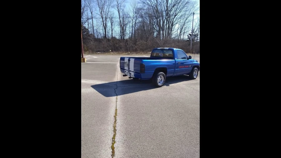 1994 Dodge Ram 2nd Gen - Image 3 of 18